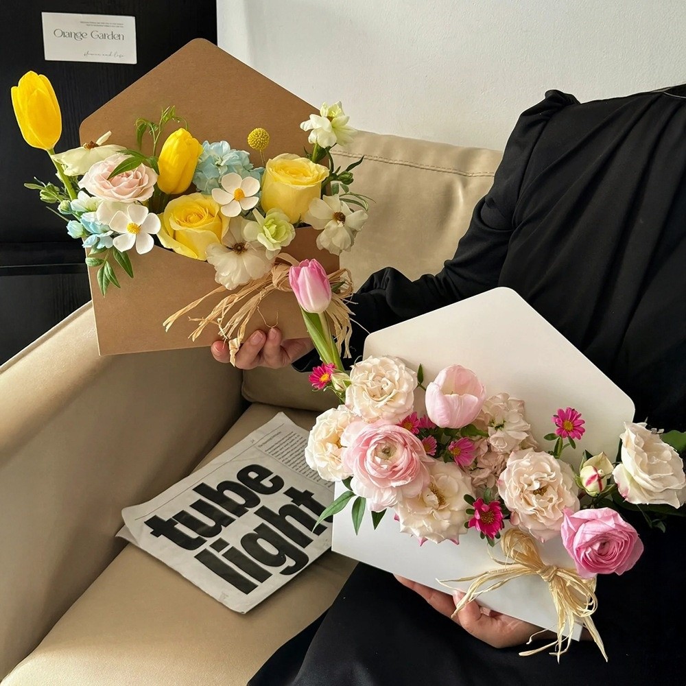 Kartonowe pudełko na kwiaty w  – Florist Flower Supply recenzja i cena